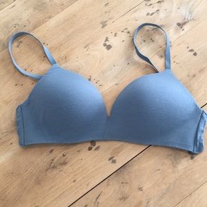 Gap body bra- movable straps